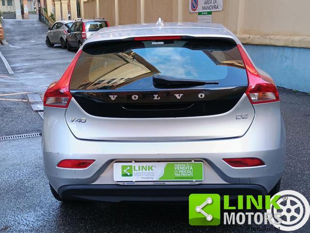 VOLVO V40 D2 1.6 Summum