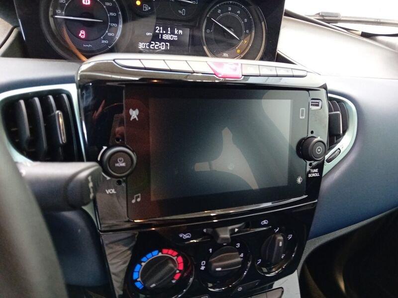 Lancia Ypsilon Ypsilon 1.0 FireFly 5 porte S&S Hybrid Platino