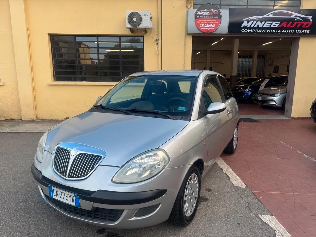 Lancia Ypsilon 1.2 16V Oro 120000km