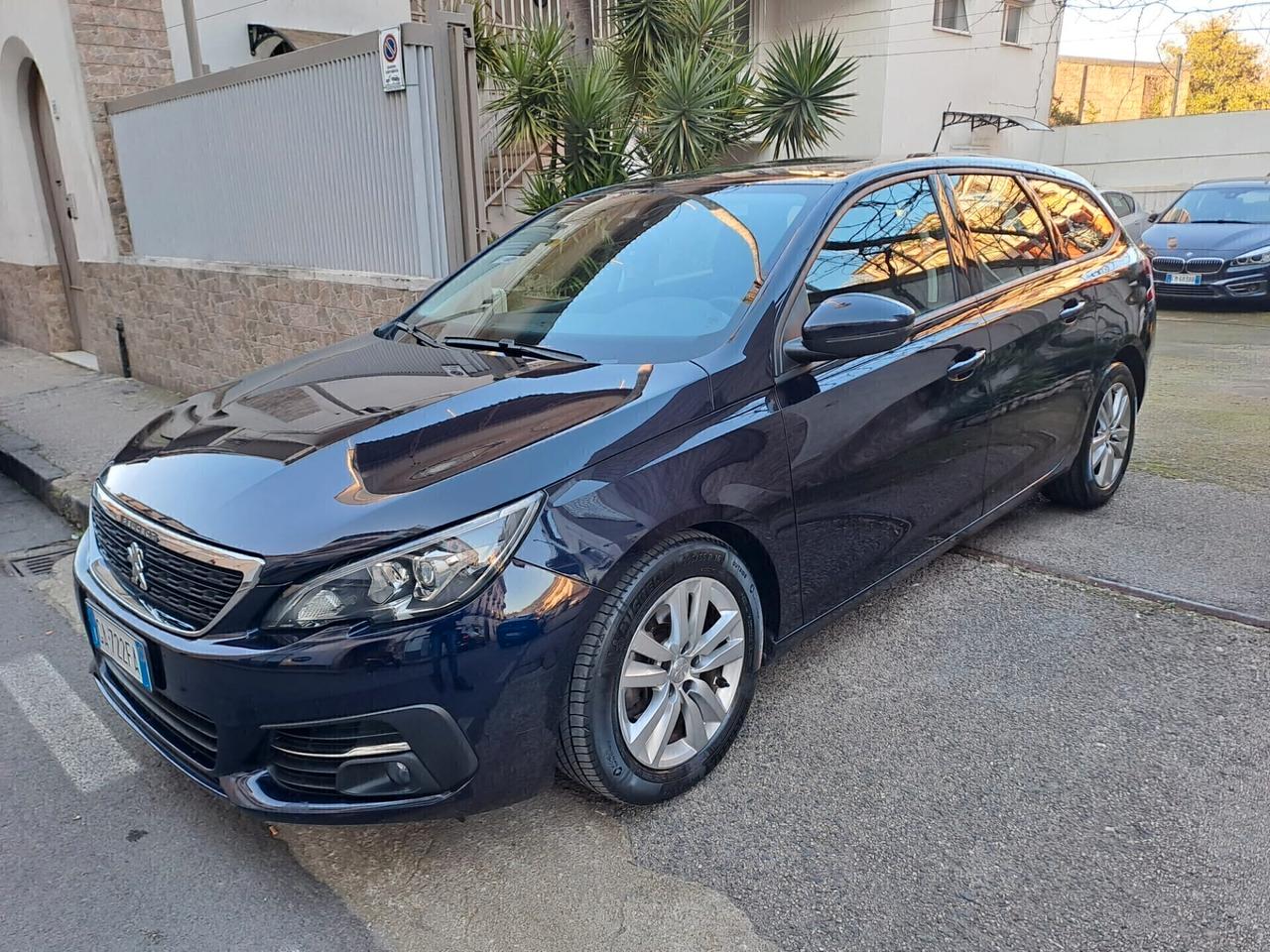 Peugeot 308 1.5 HDI 60000 km IVA ESPOSTA