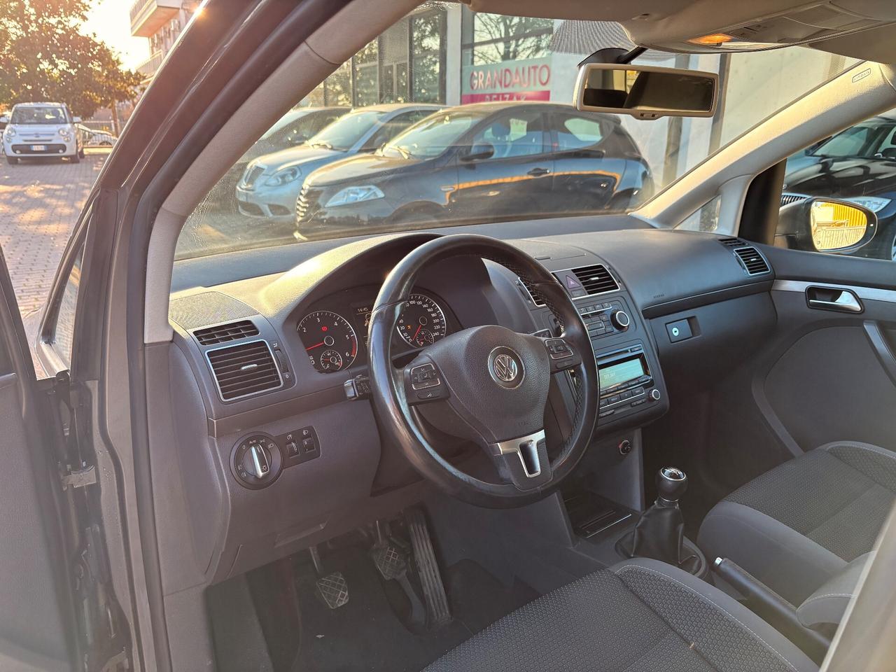 Volkswagen Touran Business 1.6 TDI Comfortline