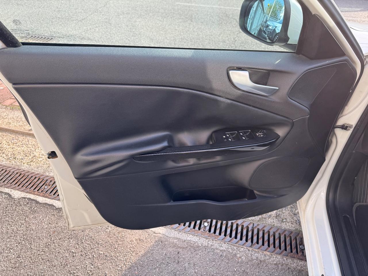 Alfa Romeo Giulietta 1.4 Benzina&GPL scadenza 2031