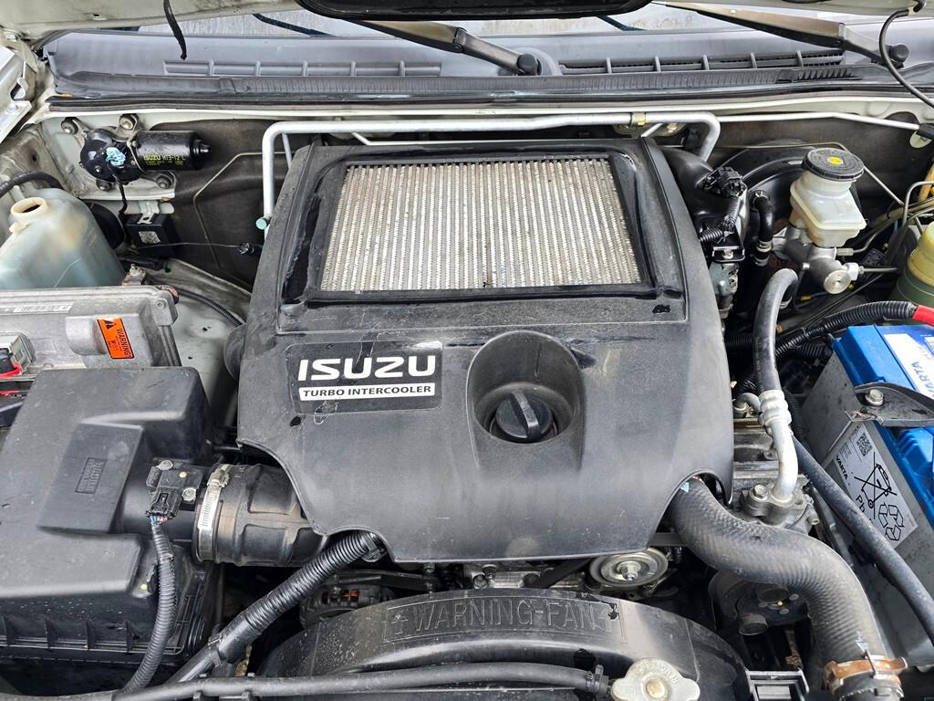 Isuzu D-Max 3.0 TDI 163CV CREW CAB "LS"