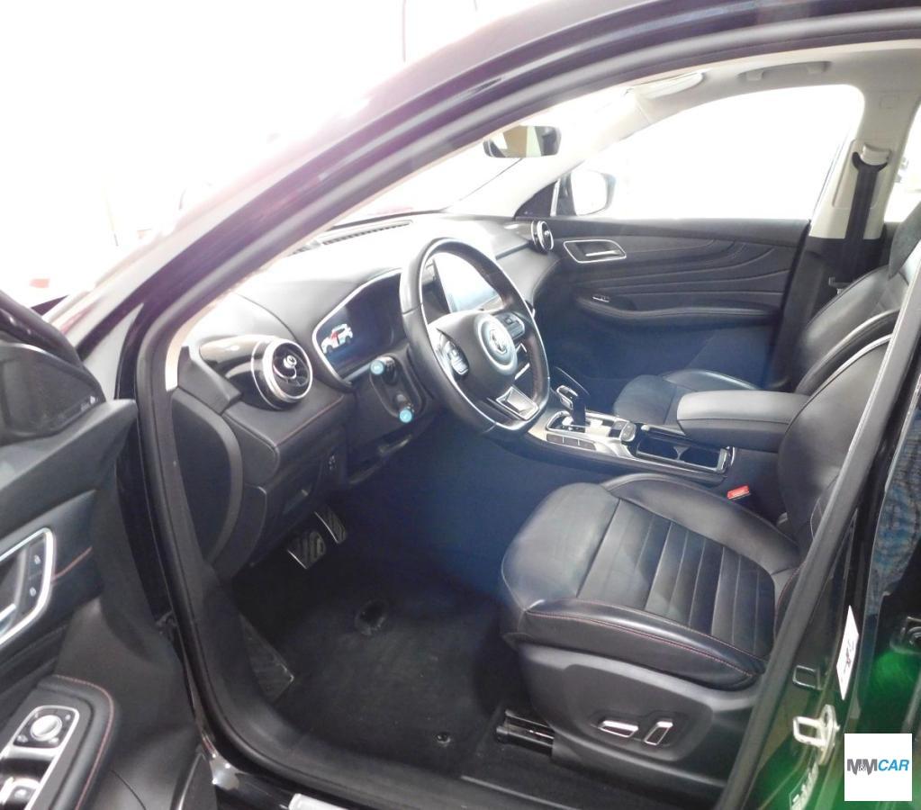 MG - EHS - Plug-in Hybrid Luxury