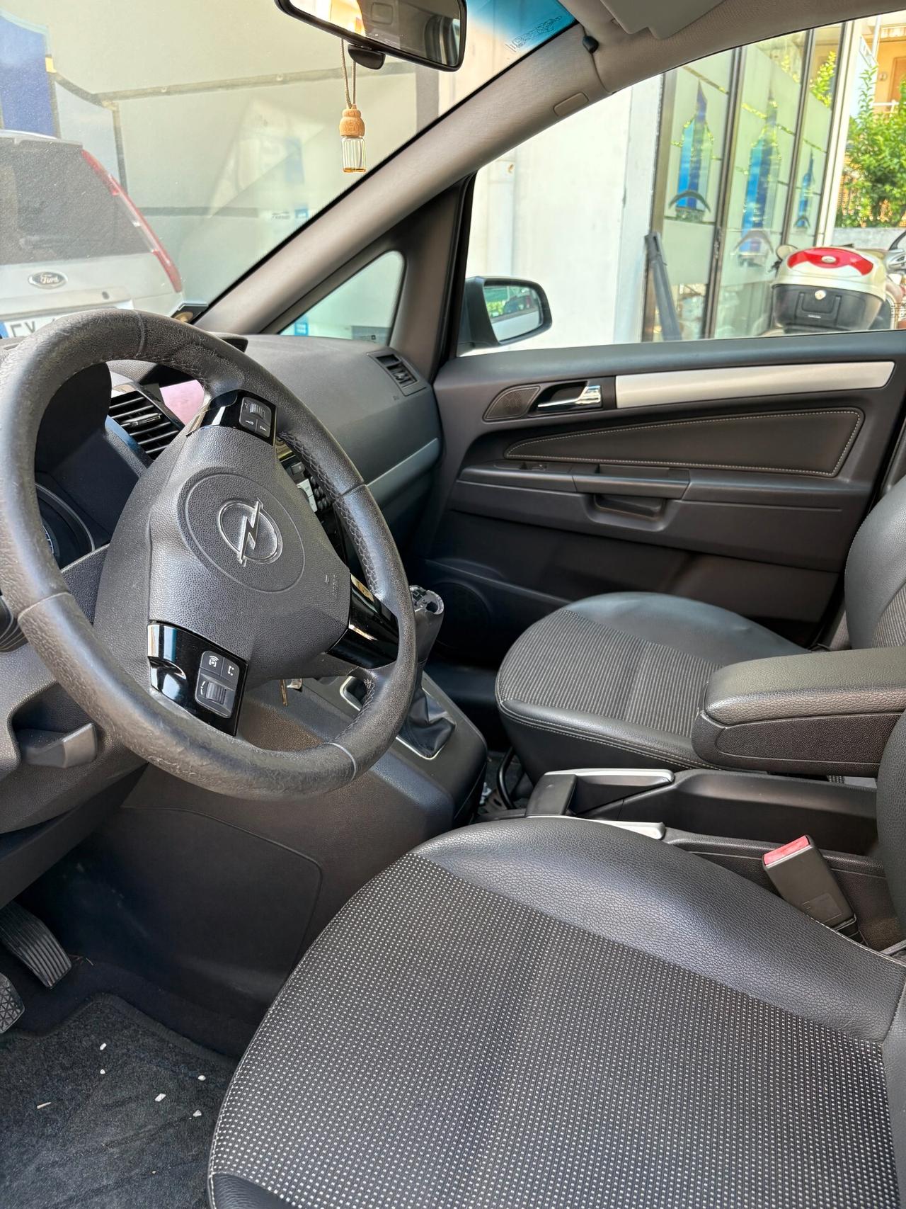 Opel Zafira 1.9 CDTI 120CV Cosmo