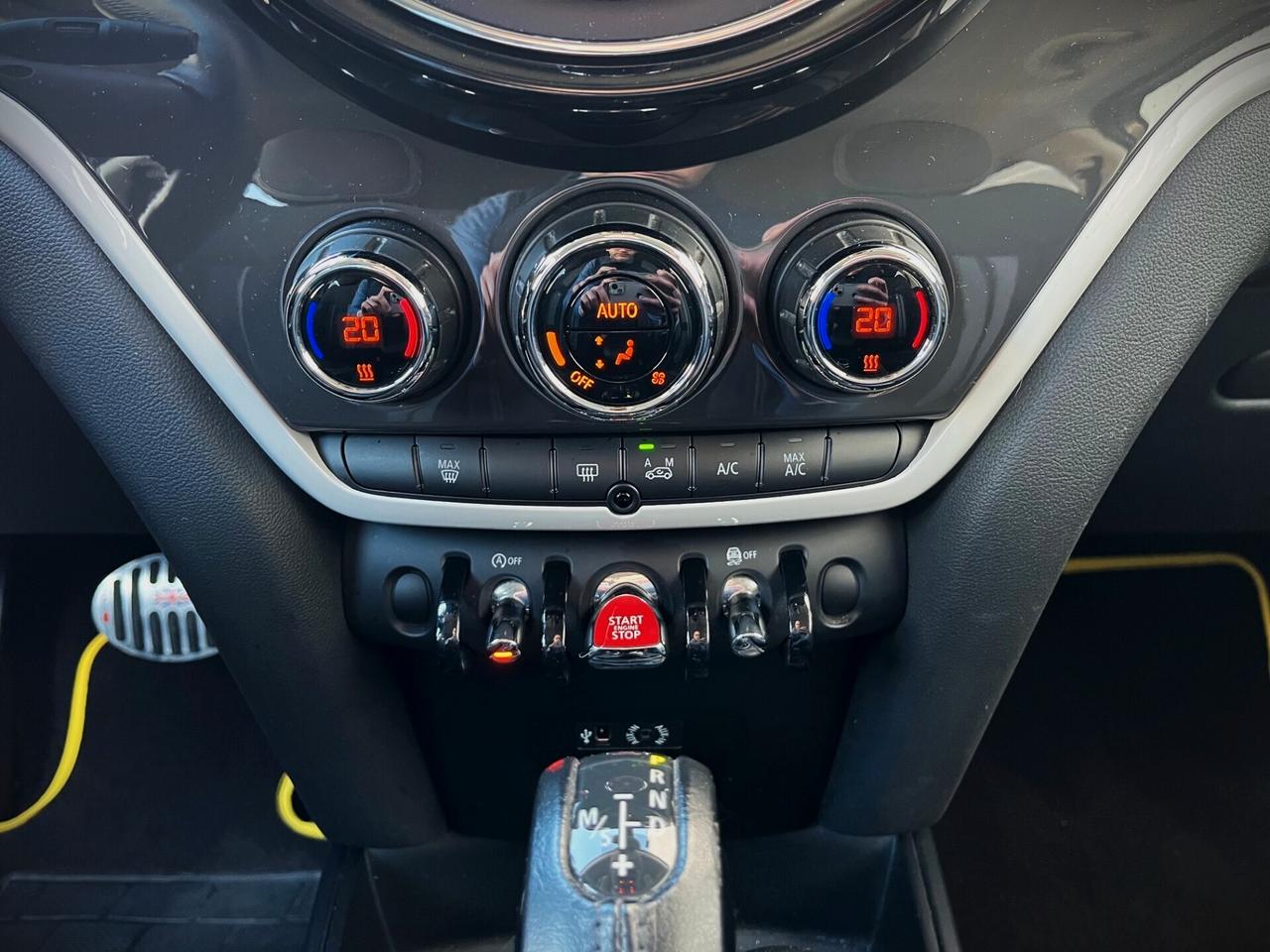 Mini Cooper SD Countryman 2.0 Business Automatica