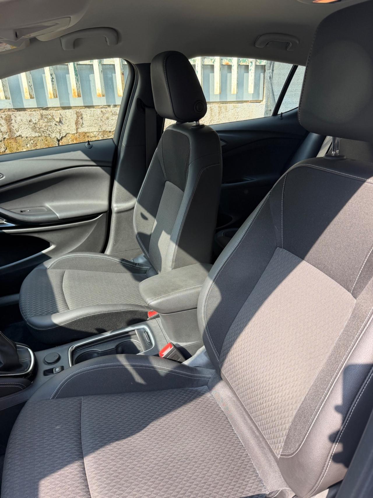 Opel Astra 1.4 Start&Stop 5 porte Innovation