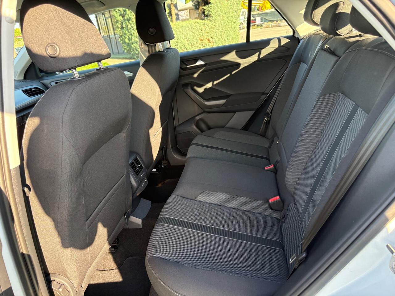 Volkswagen T-Roc 2.0 TDI SCR R-Line