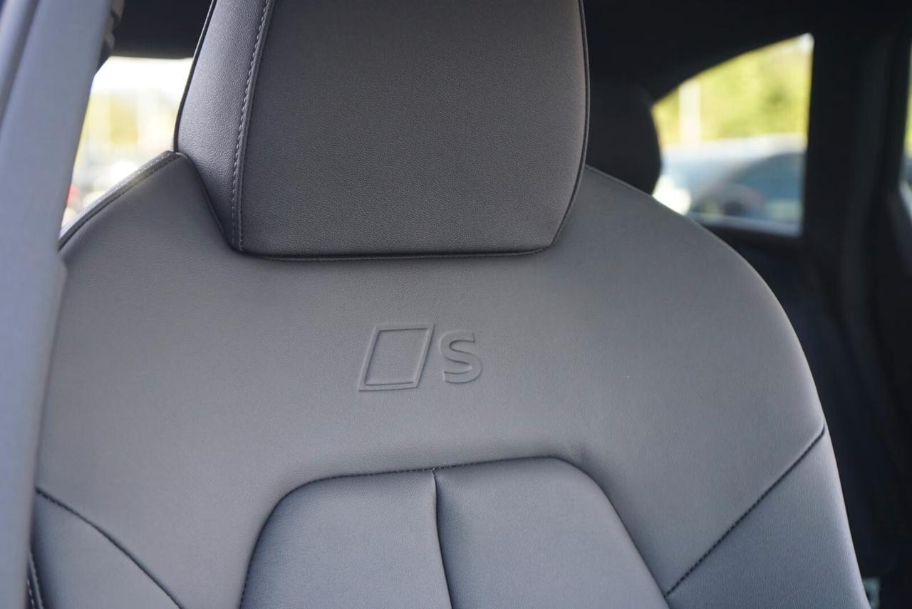 Audi A6 Avant 40 2.0 TDI S tronic line edition