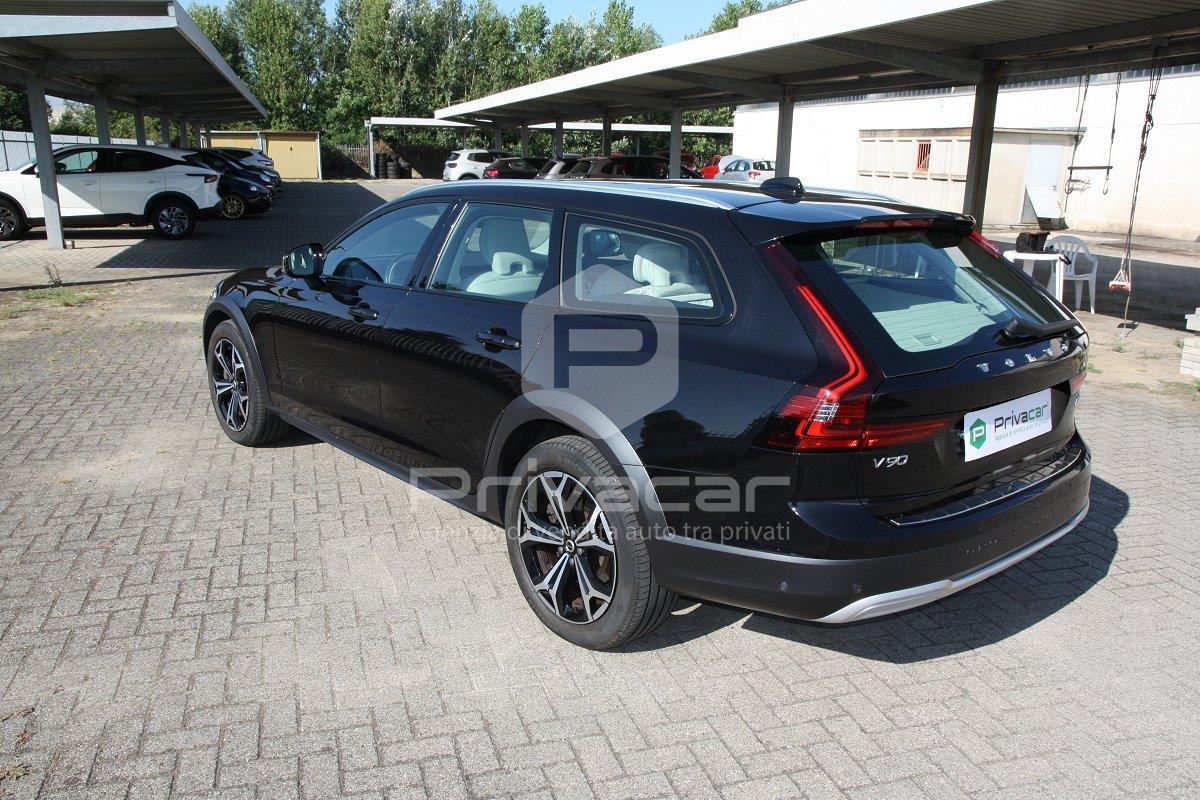 VOLVO V90 Cross Country B4 (d) AWD automatico Plus
