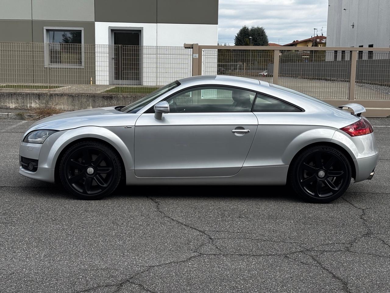 Audi TT Coupé 3.2 V6 quattro, CAMBIO MANUALE