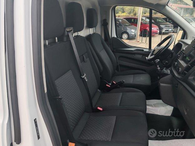 FORD Transit Custom 320 L2H2 Trend,