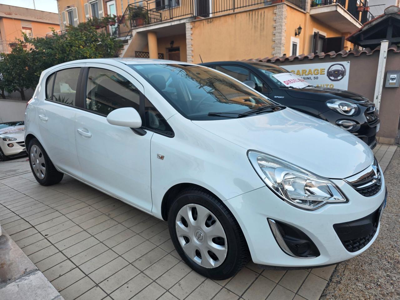 Opel Corsa 1.2 5 porte Elective