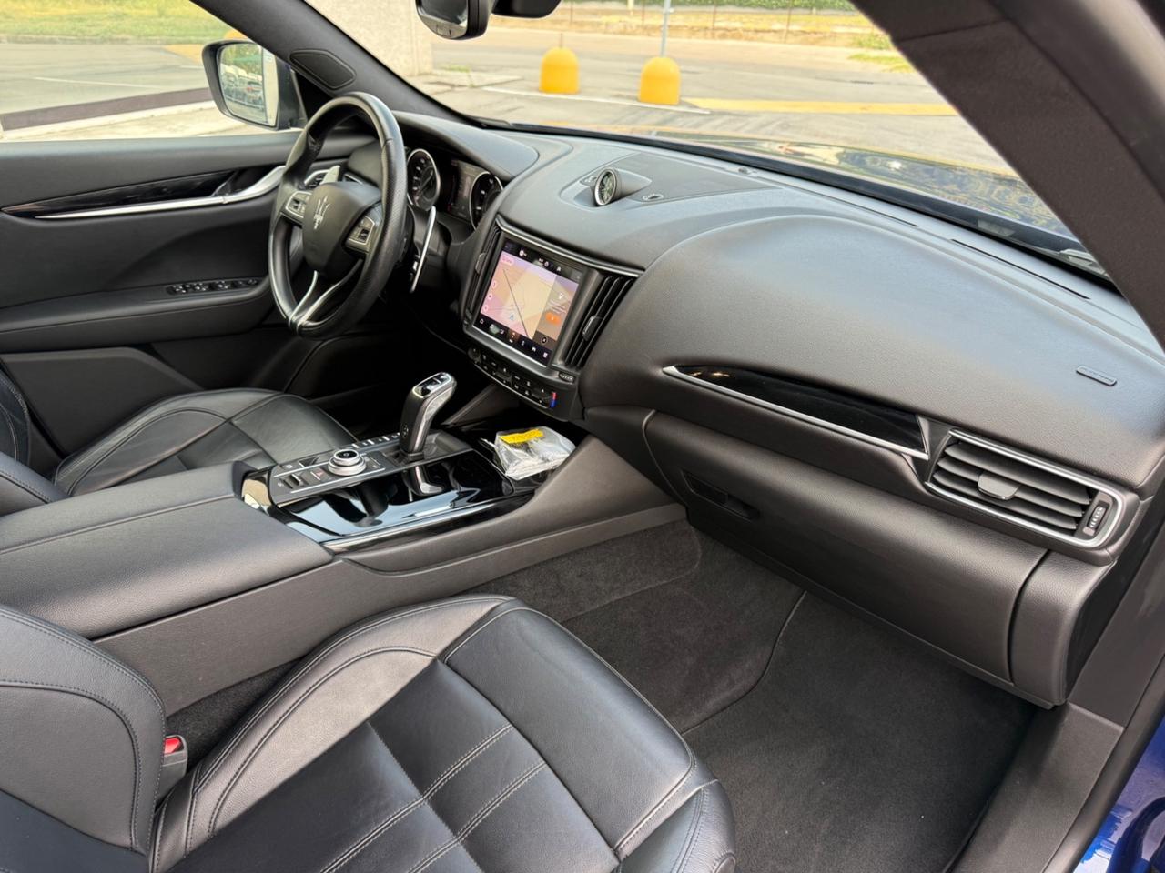 Maserati Levante 3.0 350 CV V6 AWD Gransport
