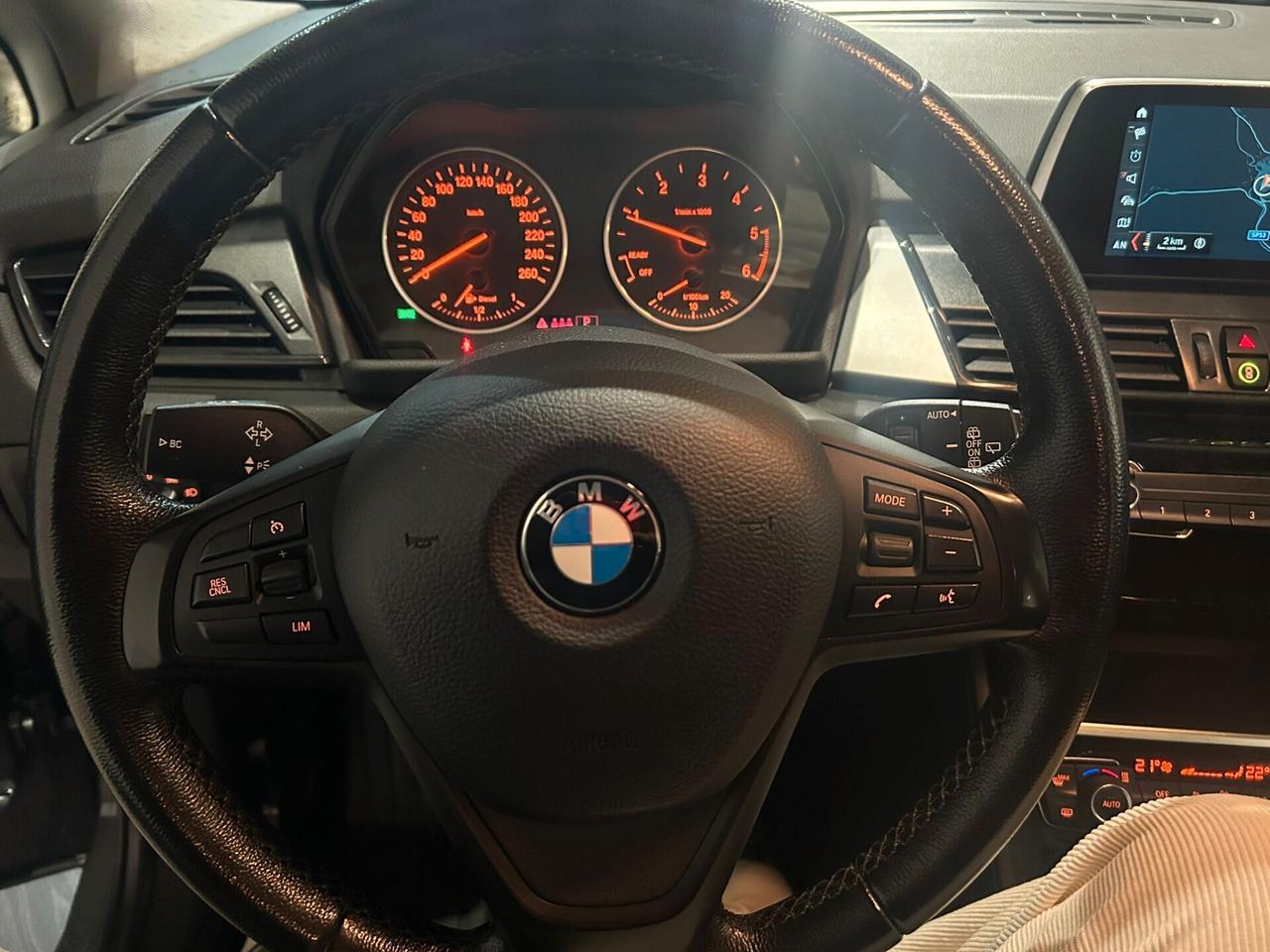 Bmw 2er Active Tourer 218d Luxury