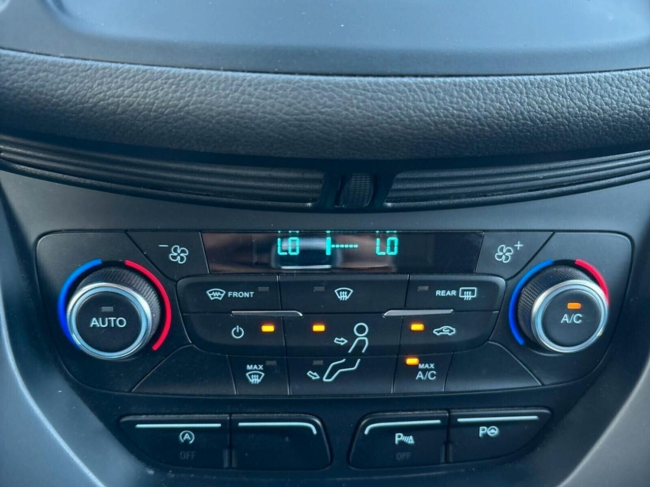 Ford Kuga 2.0 TDCI 150 CV S&S 4WD Powershift Business