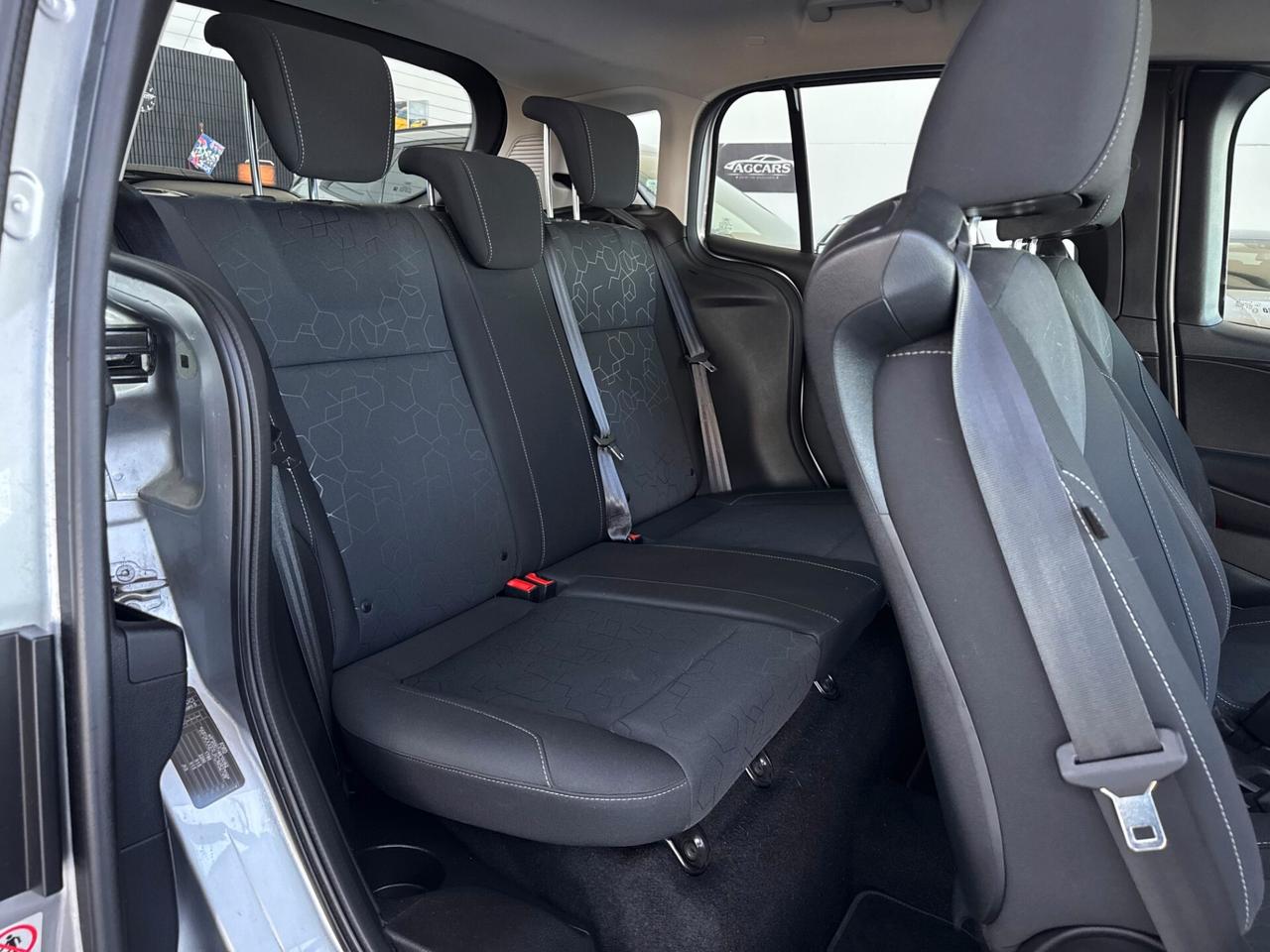 Ford B-Max 1.5 TDCi 75 CV Titanium