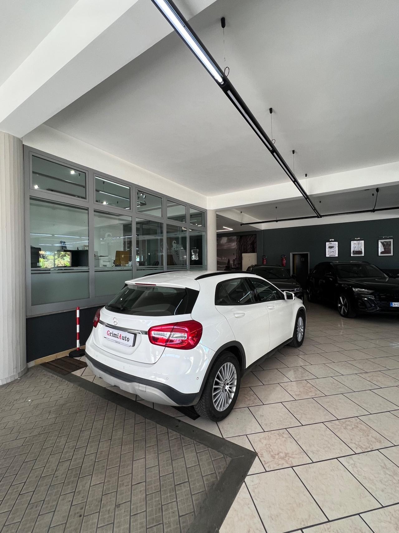 Mercedes-benz GLA 200 d Automatic Business