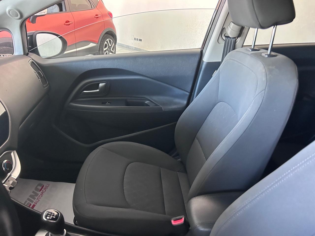 Kia Rio 1.4 CRDi 90CV 5 porte Cool