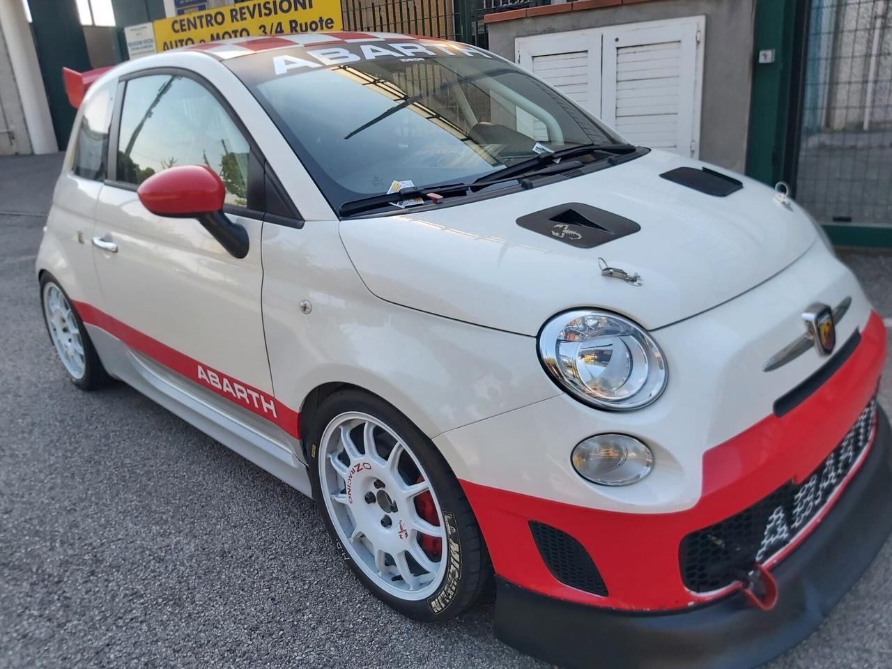 Abarth 595 ASSETTO CORSA