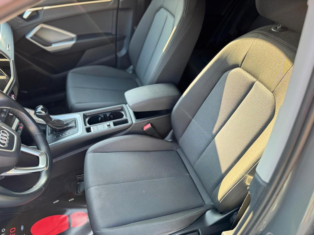 Audi Q3 35 TDI S tronic Business Advanced