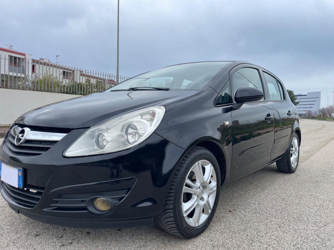 Opel Corsa 1.0 60 CV 12V 5 porte Enjoy