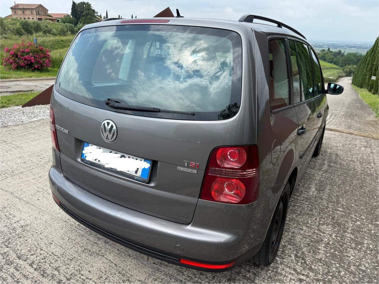 Volkswagen Touran 1.4 TSI DSG Highline EcoFuel