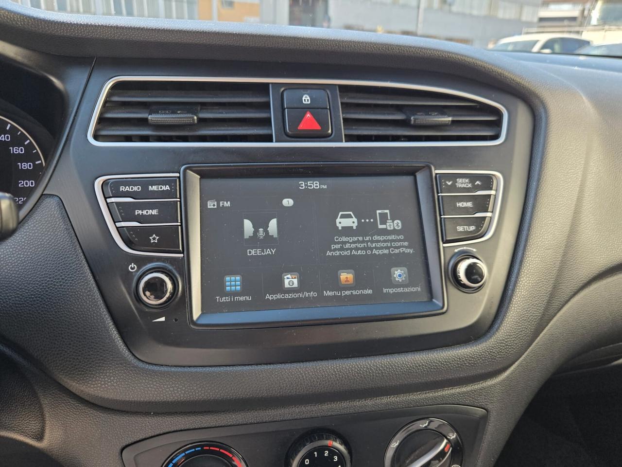 Hyundai i20 1.2 5 porte Tech