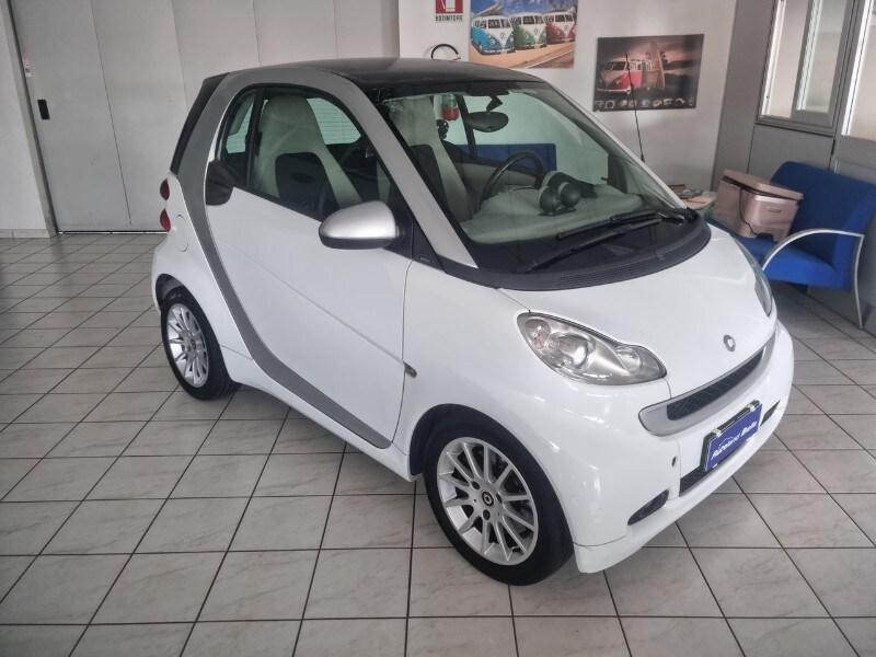 SMART fortwo 2ª serie fortwo 800 40 kW coupé ...