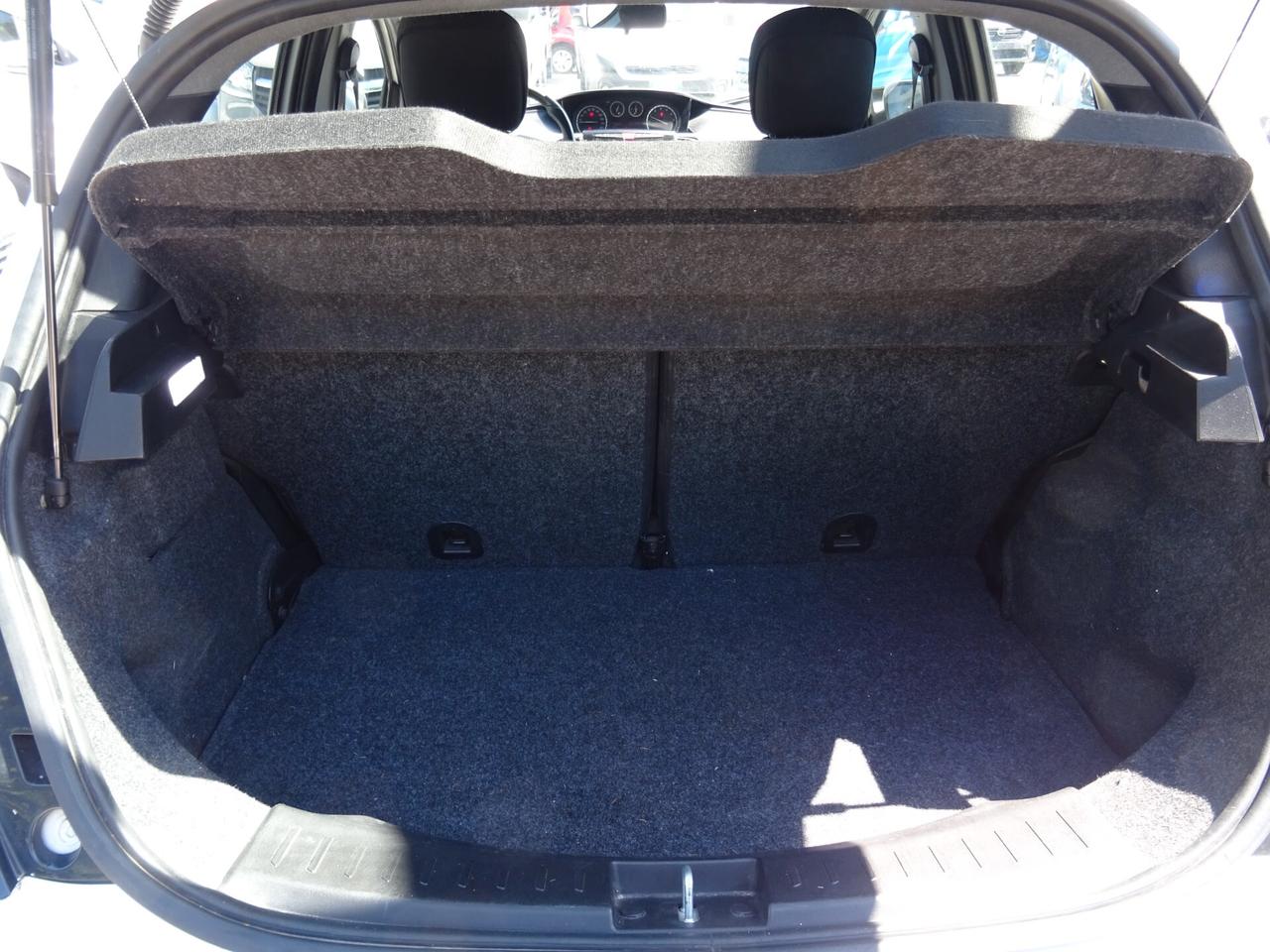 Lancia Ypsilon 0.9 TwinAir 85 Metano Ecochic Elle