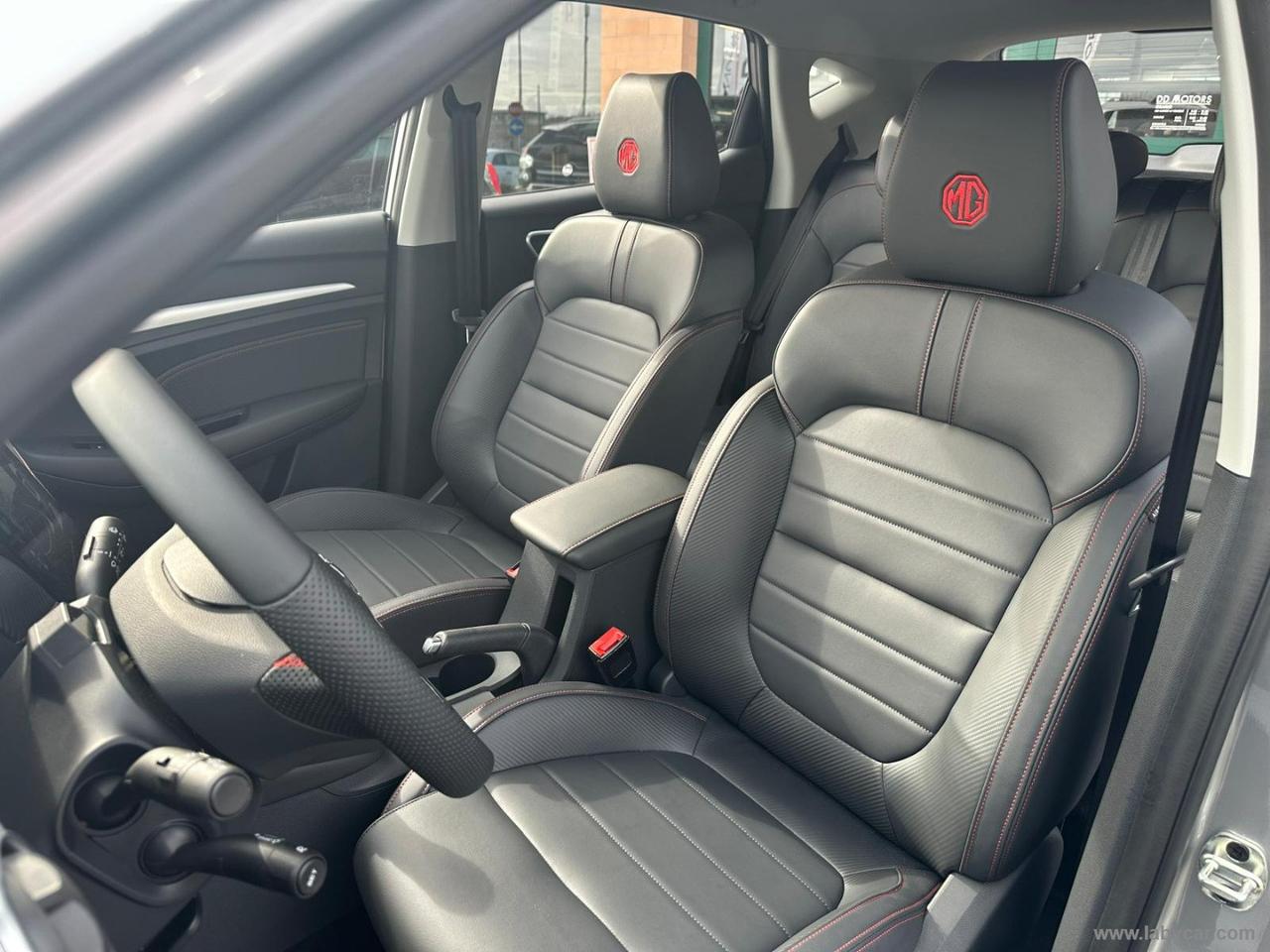 MG ZS Classic 1.5 VTi-tech Luxury *PROMO*