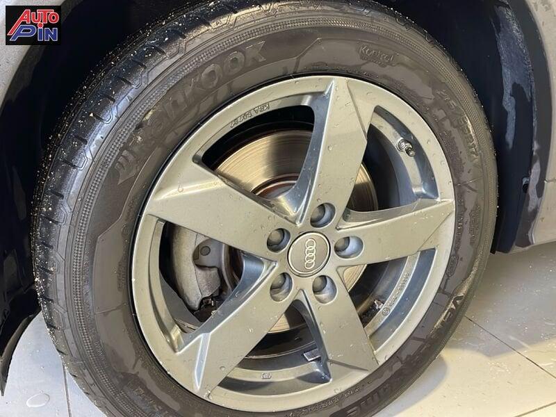 Audi Q2 Q2 35 TDI quattro S tronic Business *PROMO*