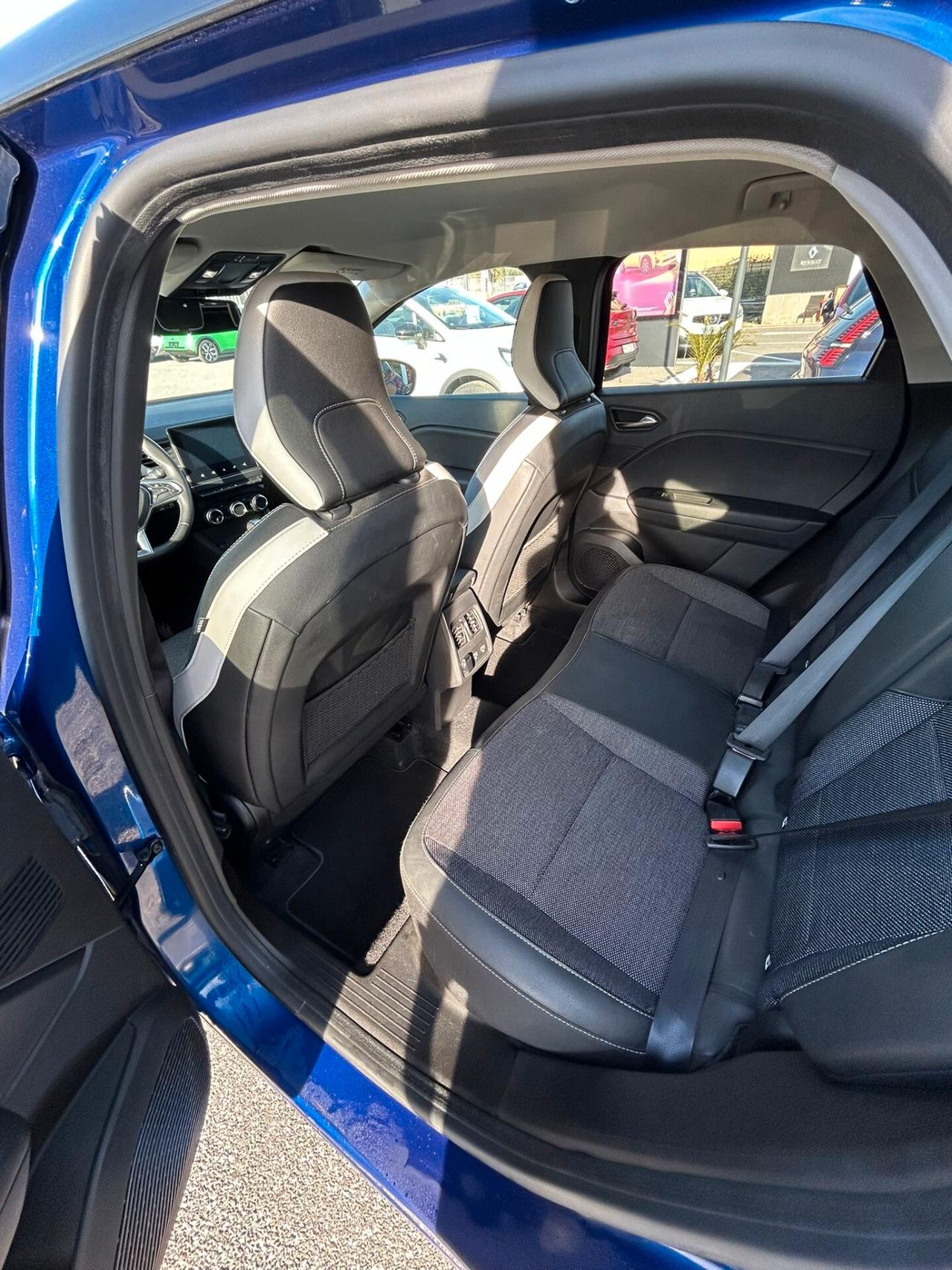 Renault Captur Full Hybrid E-Tech 145 CV Intens