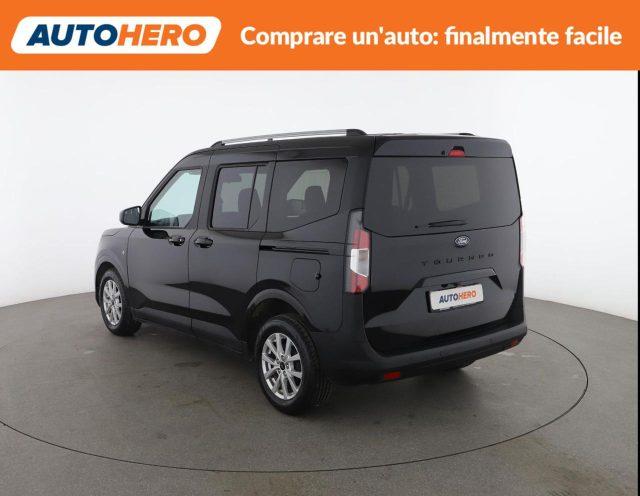 FORD Tourneo Courier 1.0 EcoBoost Titanium