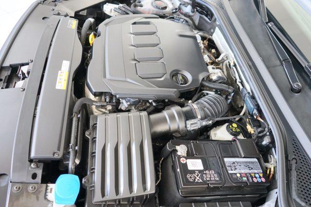 VOLKSWAGEN Passat Variant 2.0 TDI SCR 122 CV EVO DSG Business
