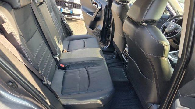 TOYOTA RAV 4 RAV4 2.5 HV (218CV) E-CVT 2WD Lounge PERMUTE
