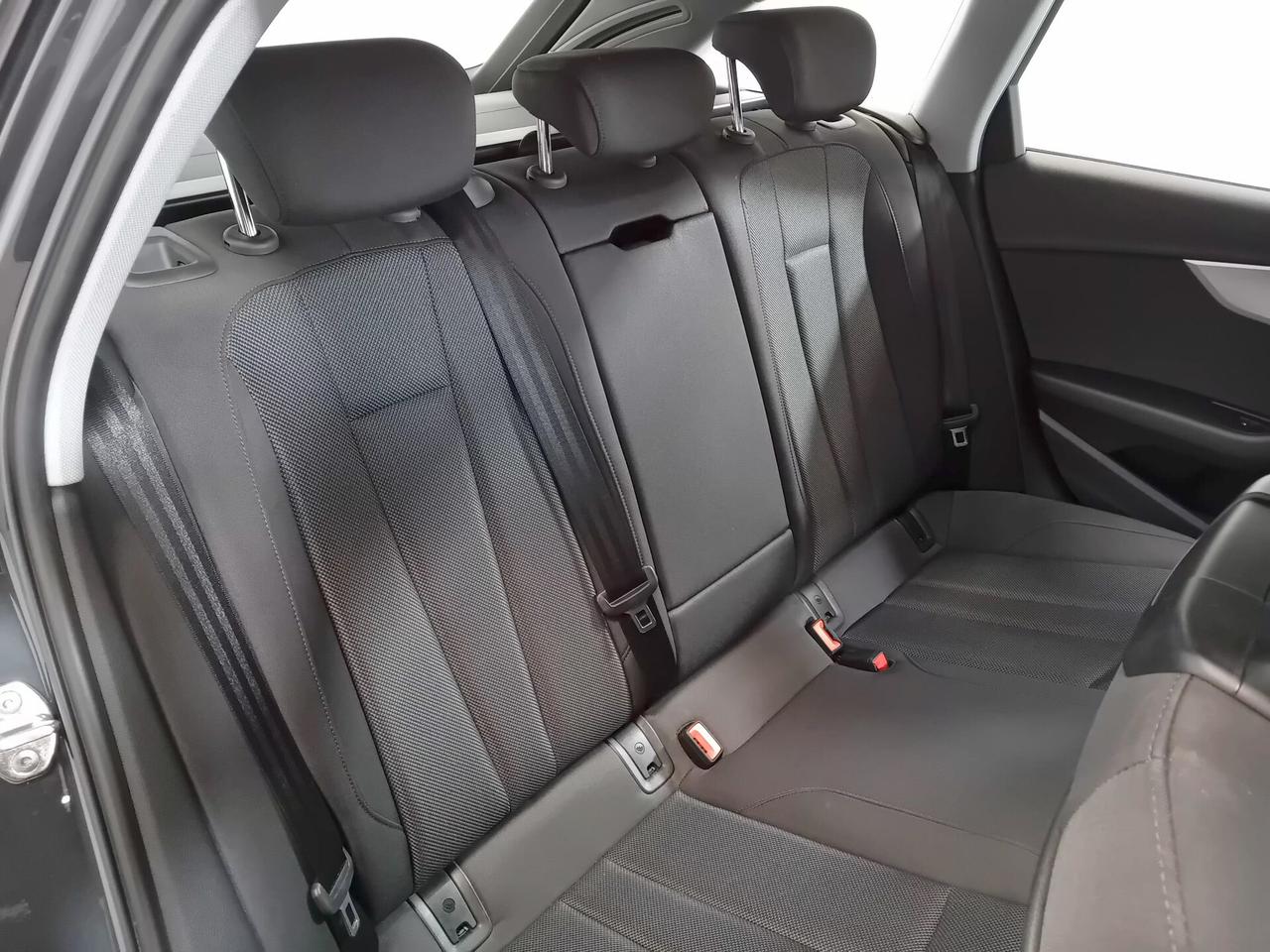 Audi A4 Avant 40 TDI MHEV quattro S tronic