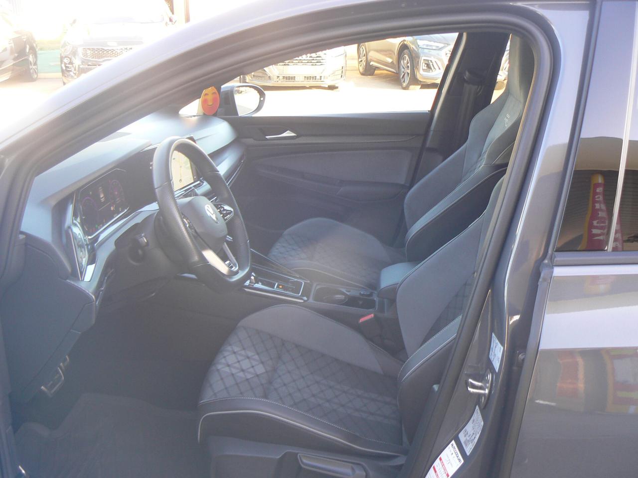 Volkswagen Golf 2.0 TDI 150 CV DSG SCR R-Line Plus
