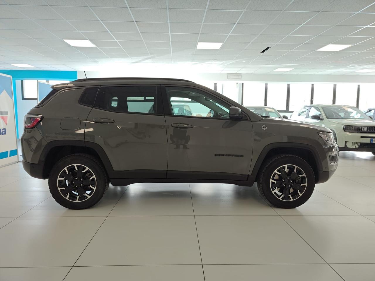 JEEP Compass 1.3 turbo t4 phev Trailhawk 4xe at