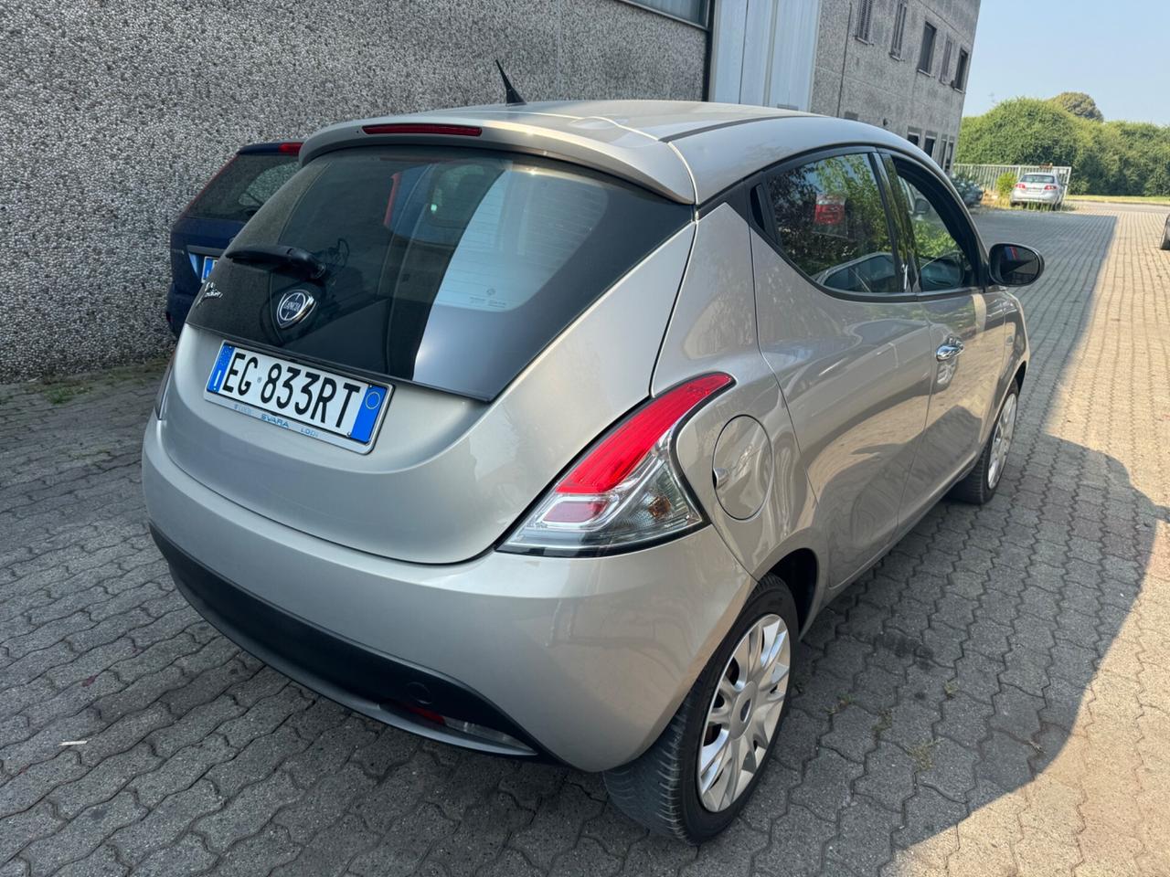 Lancia ypsilon 2011 1.3 multi jet 5 p X neopatentati