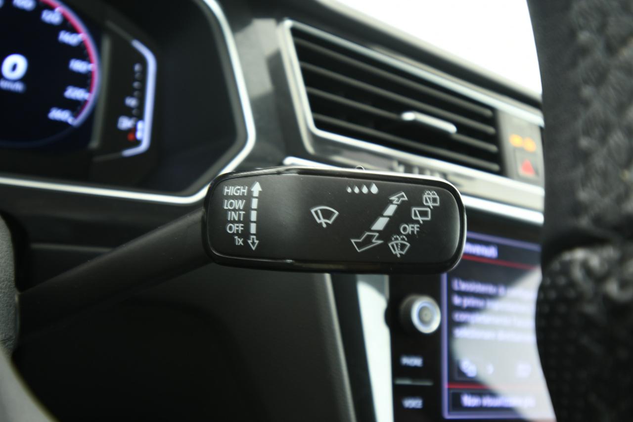 VOLKSWAGEN Tiguan 2.0 tdi R-Line 4motion 200cv dsg CAMERA+ACC+APP CONNECT+C20"