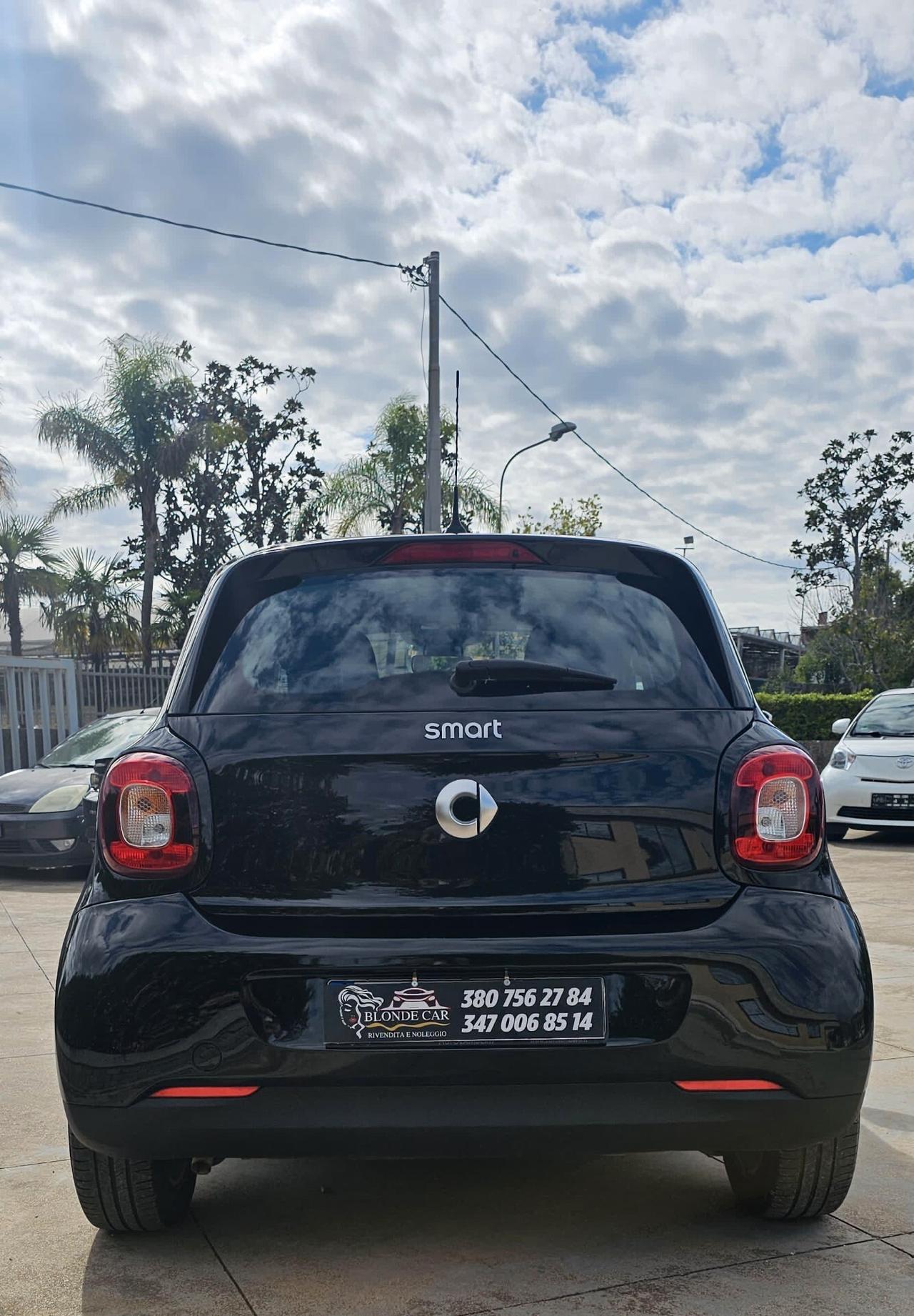 Smart ForFour 70 1.0 twinamic Youngster