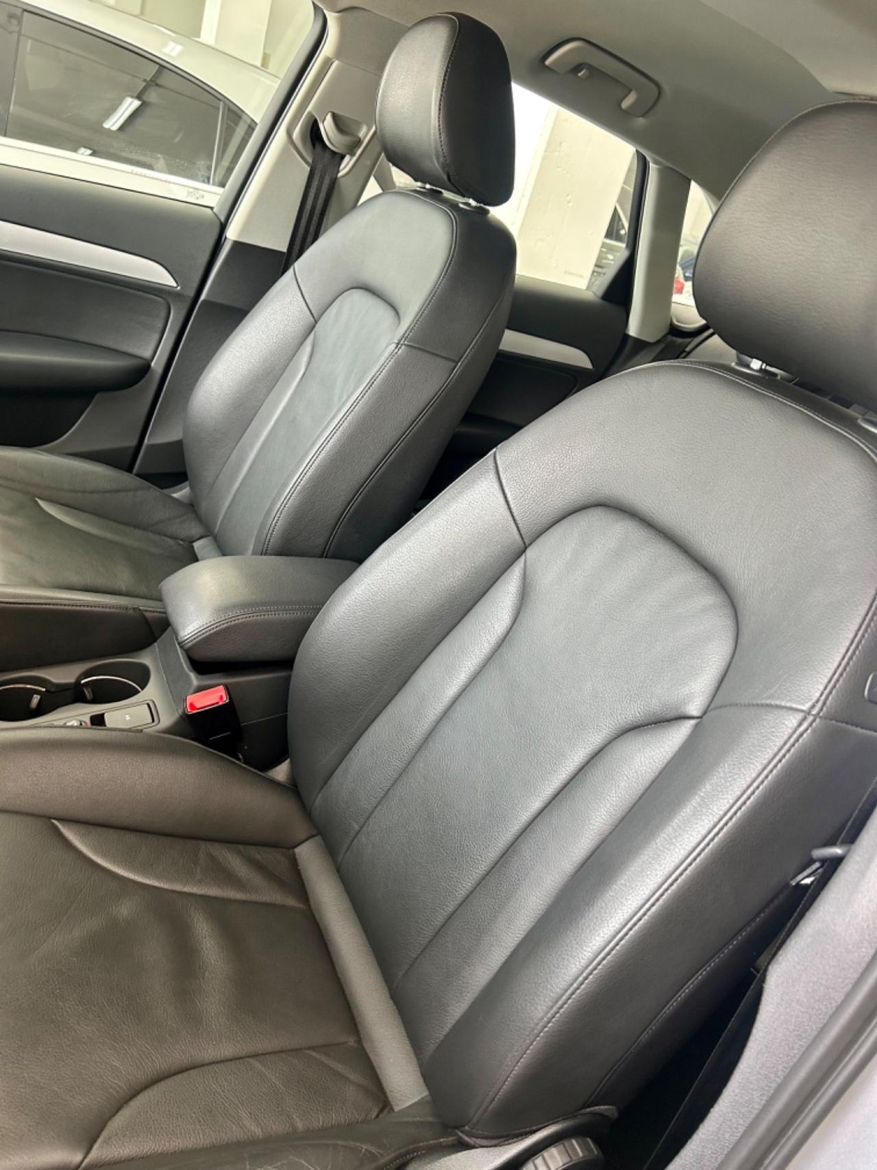 Audi Q3 2.0 TDI 120 CV Sport FINANZIABILE