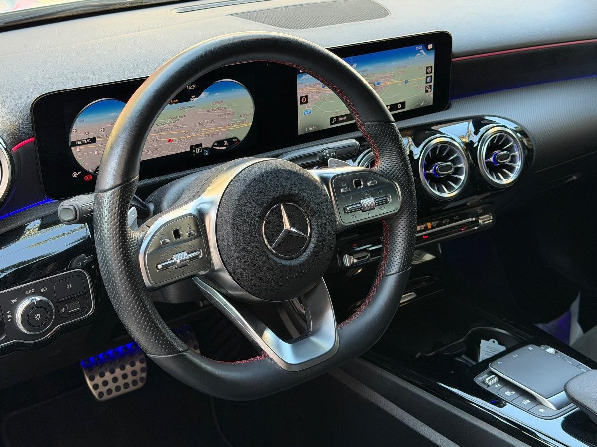 Mercedes Classe A 180d Premium AMG Night Edition 116CV