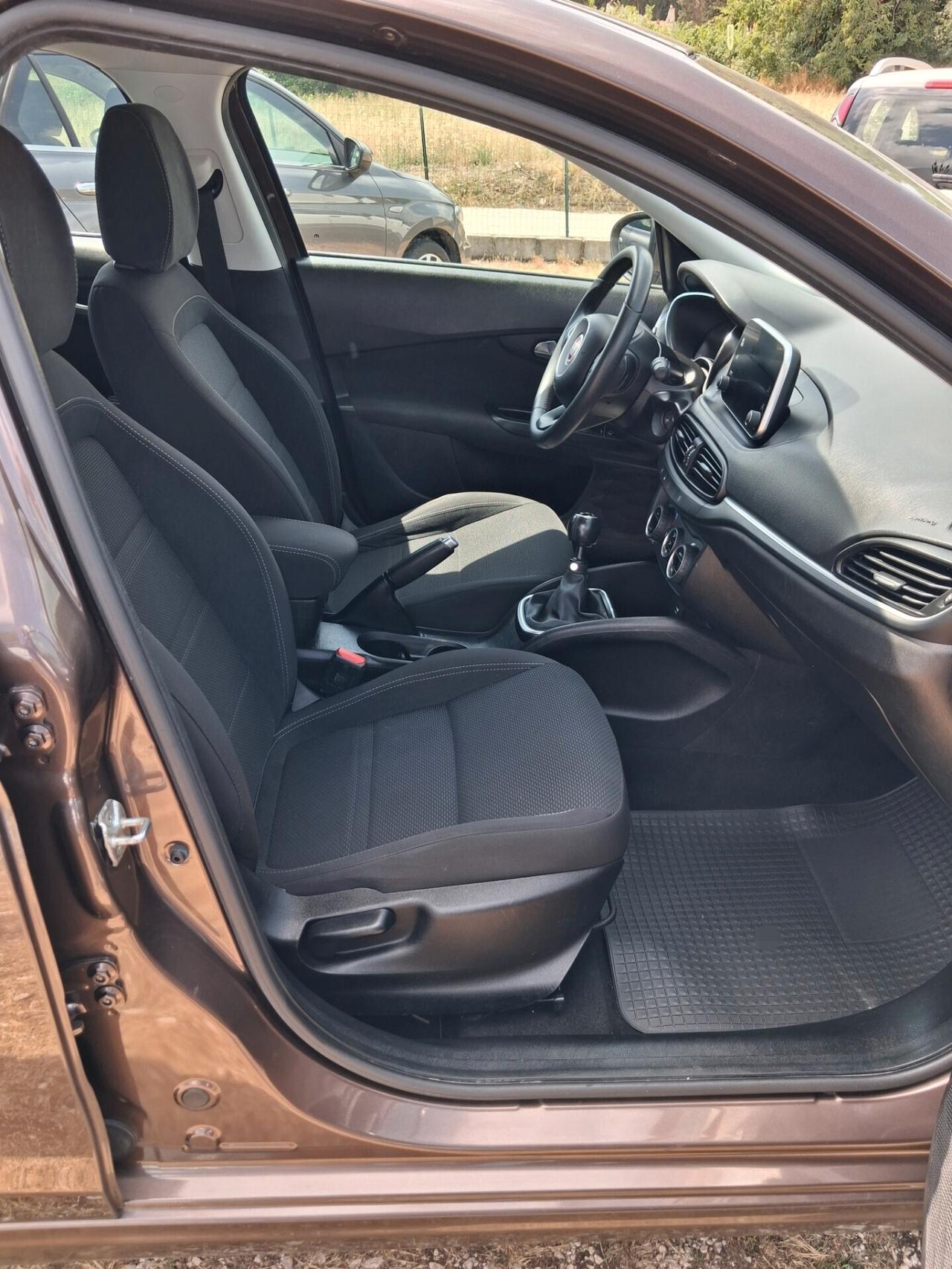 Fiat Tipo 1.6 Mjt S&S 5porte Lounge
