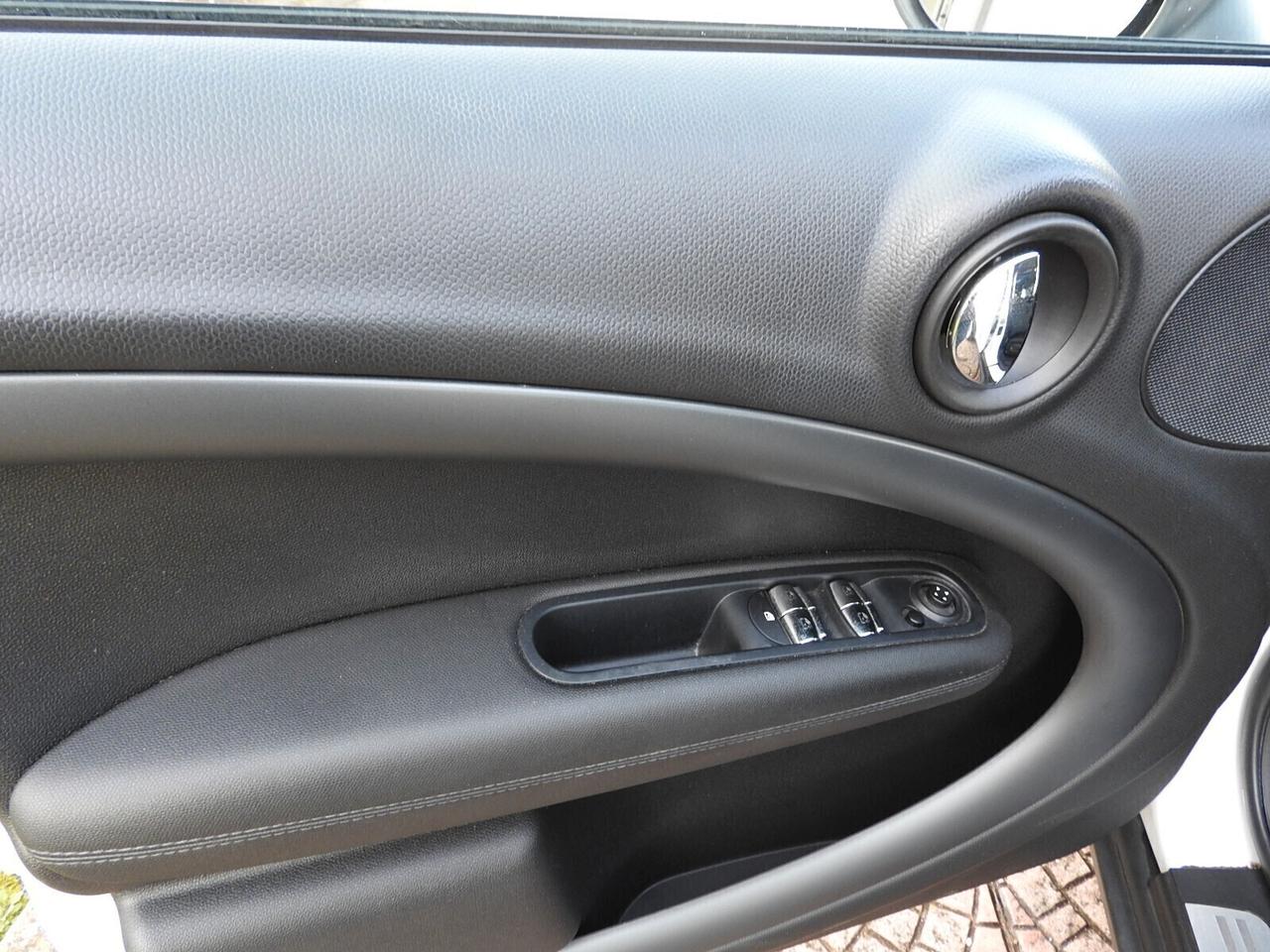 COUNTRYMAN MINI COOPER SD S aut.