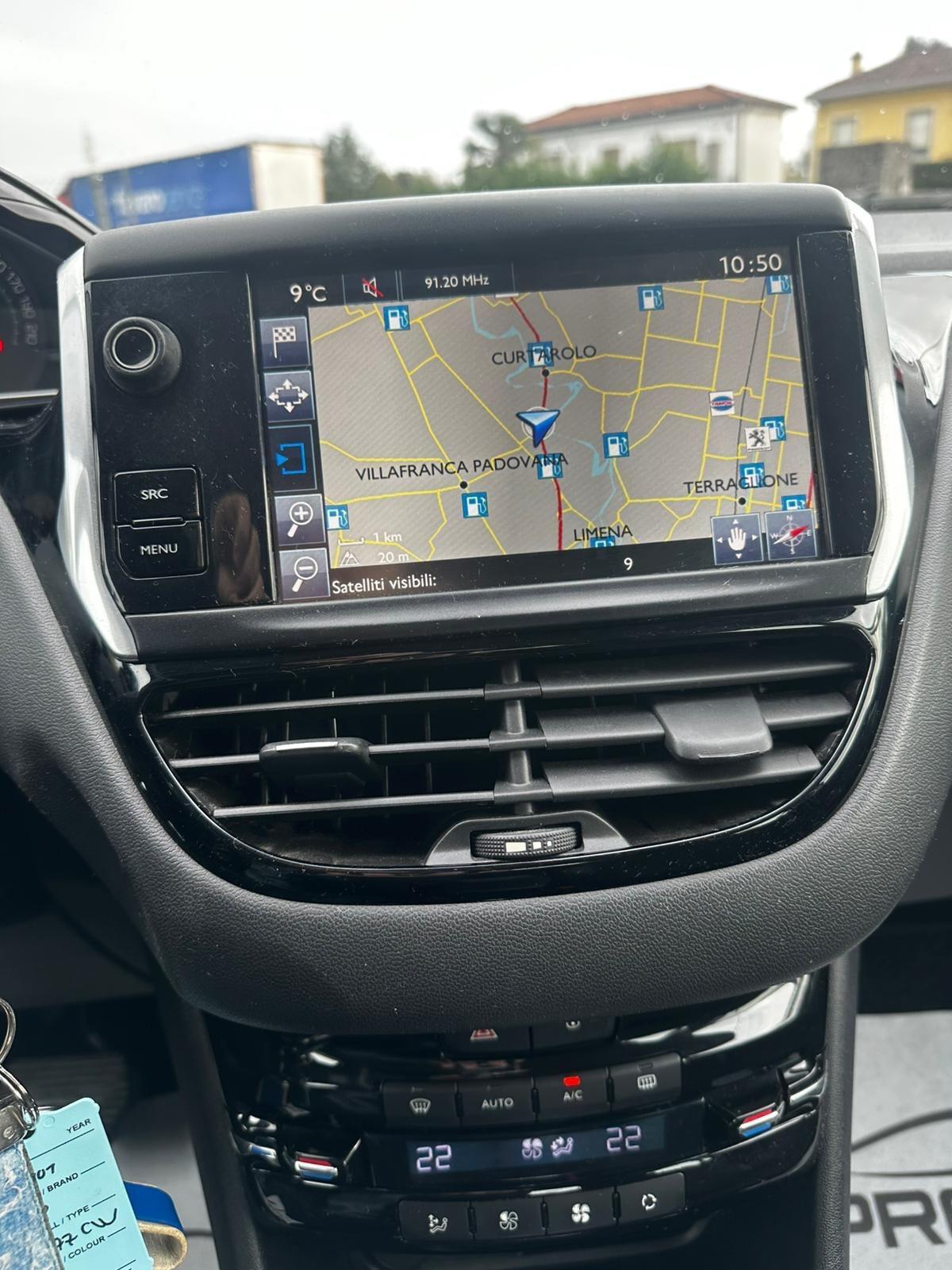 Peugeot 208 PureTech 82 ETG5 S&S 5 porte Allure