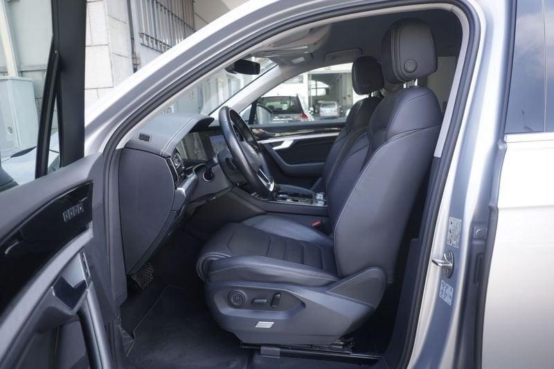 Volkswagen Touareg Volkswagen Touareg 3.0 V6 TDI SCR 210kW Elegance 210KW ANNO 2022