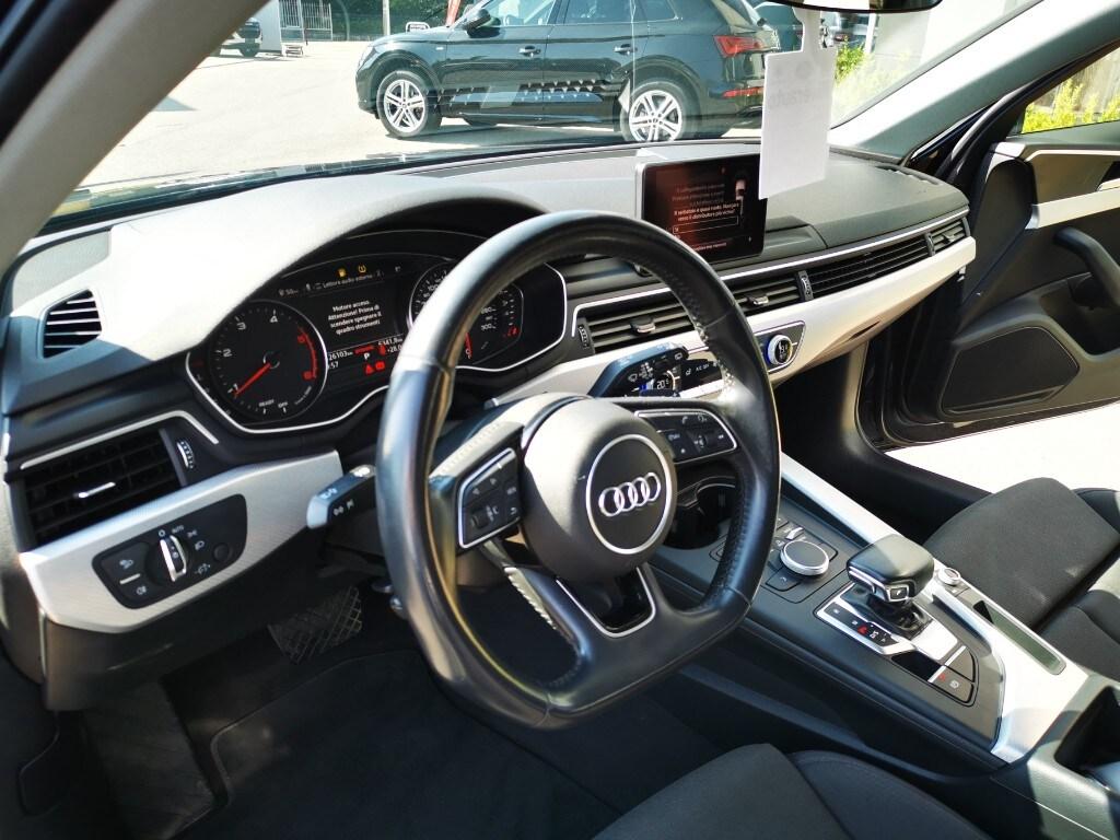 AUDI A4 5ª serie A4 Avant 2.0 TDI 150 CV S tro...