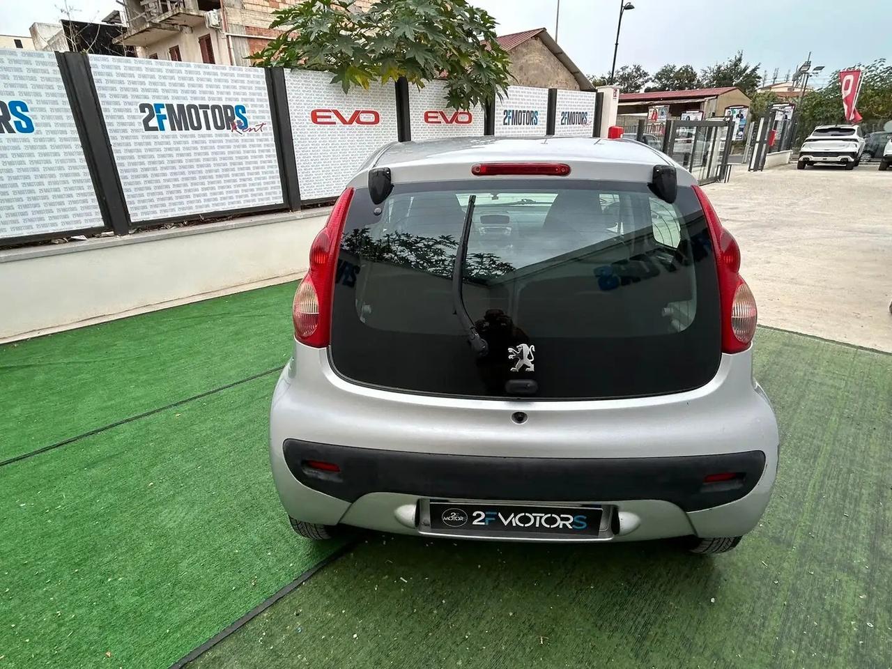 Peugeot 107 1.0 68CV 5p. Desir